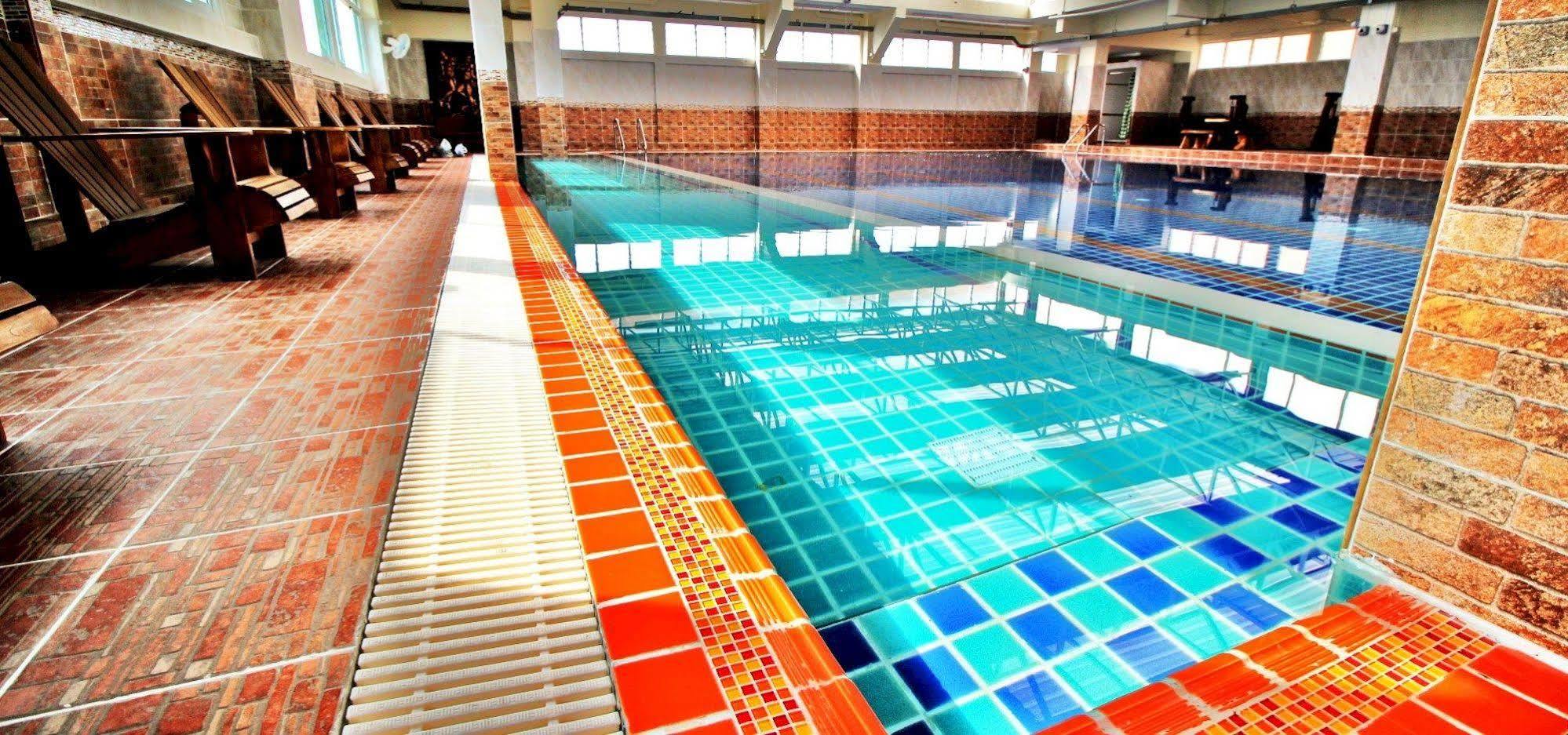 Ac Sport Village Bangkok Exterior foto